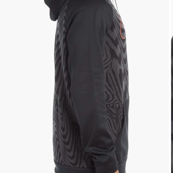 Nike Therma Hoodie - Picture 3 of 5